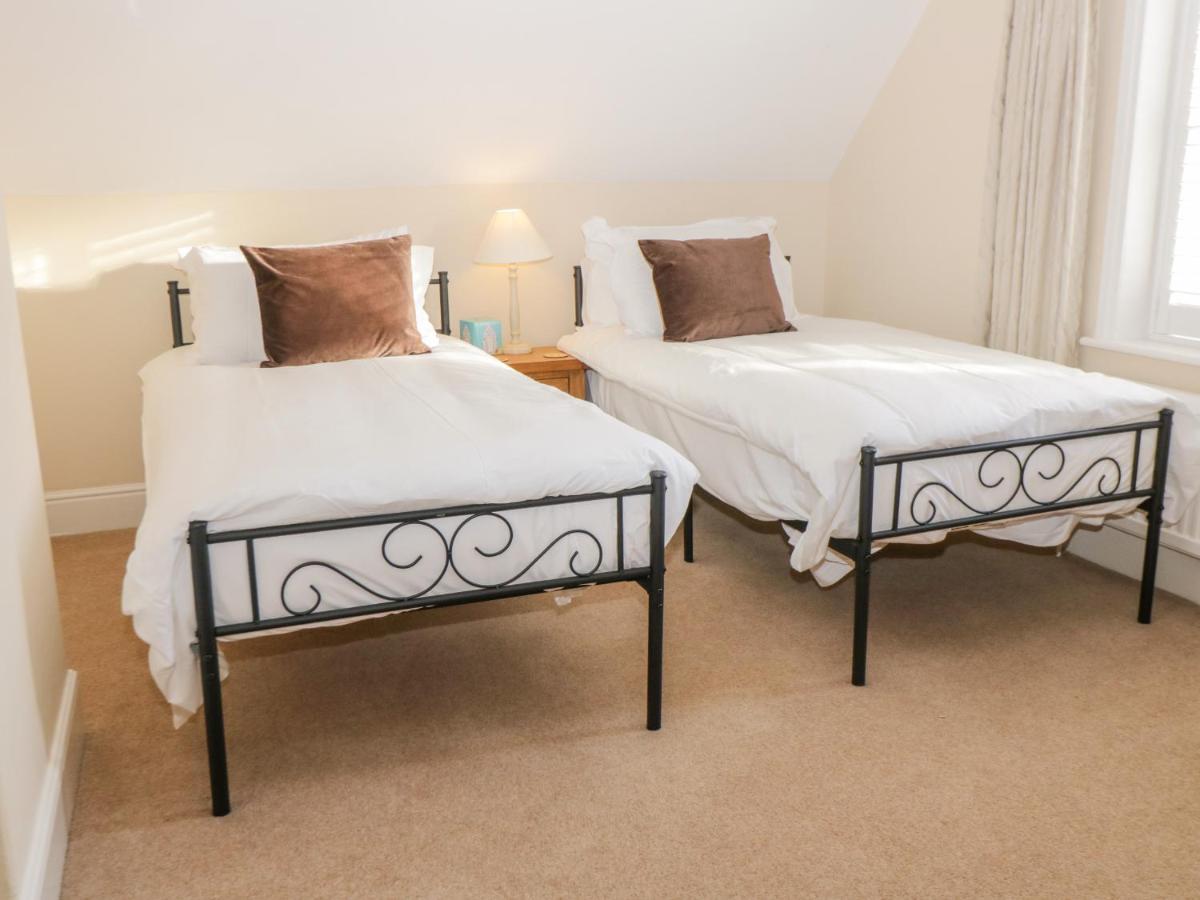 Hazeldene Villa Whitby Ngoại thất bức ảnh