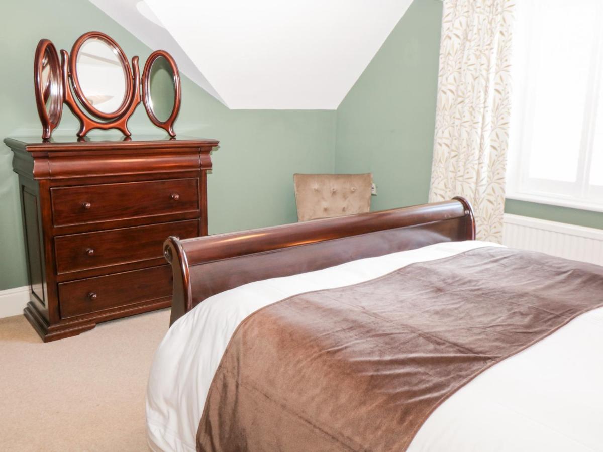 Hazeldene Villa Whitby Ngoại thất bức ảnh