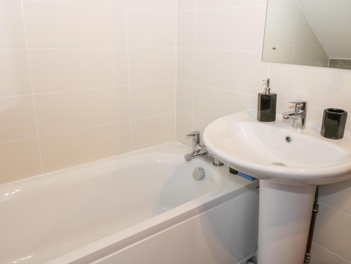 Hazeldene Villa Whitby Ngoại thất bức ảnh