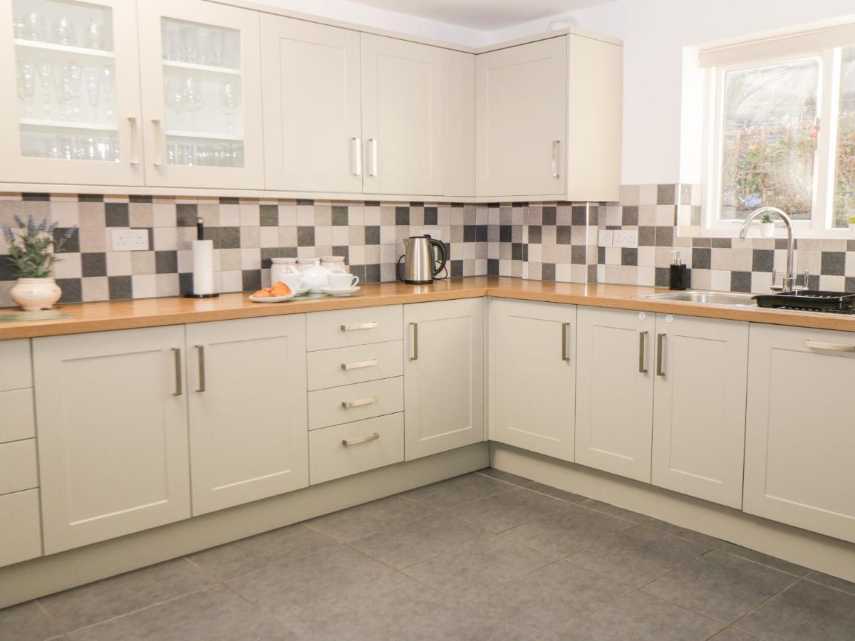 Hazeldene Villa Whitby Ngoại thất bức ảnh