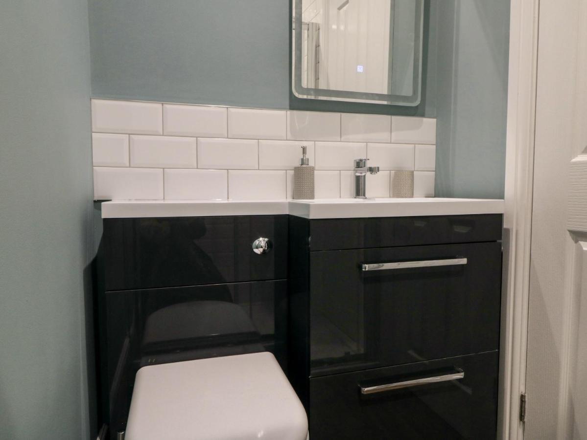 Hazeldene Villa Whitby Ngoại thất bức ảnh
